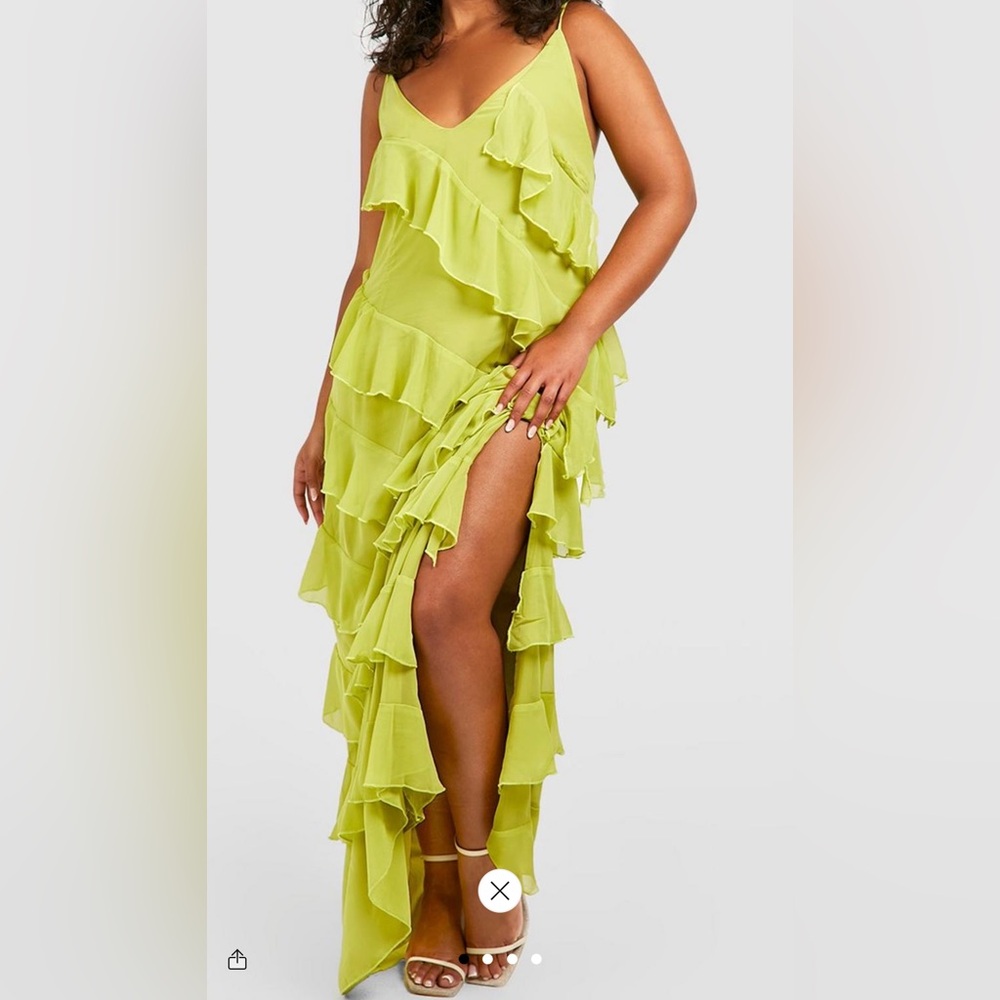 Plus ruffle strap maxi dress
